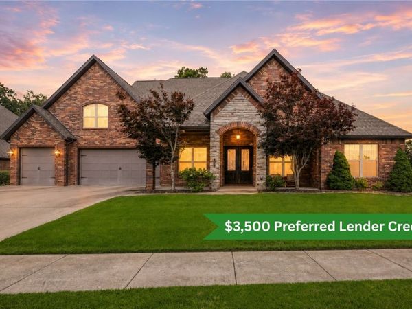 500 NE Lake Pointe Place, Bentonville, AR 72712