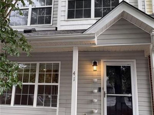 41 Tannenbaum Circle , Greensboro, NC 27410