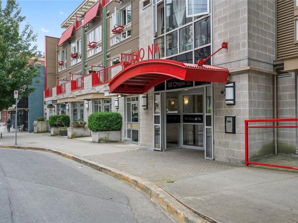 99 Chapel St , Unit #204, Nanaimo, BC V9R 5H3