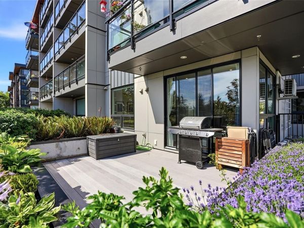 119 Haliburton St, Unit #104, Nanaimo, BC V9R 4V8