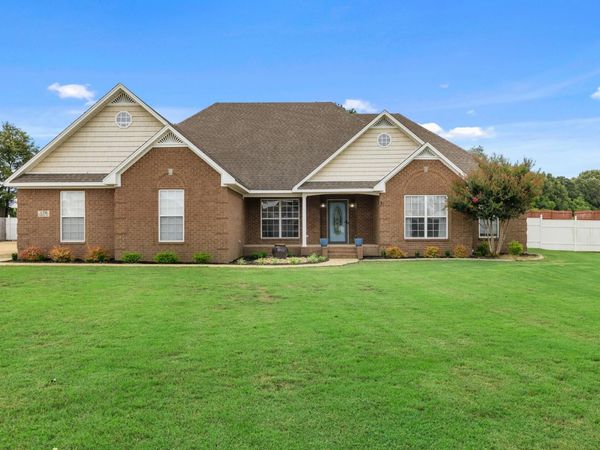 178 Savanna Dr, Killen, AL 35645