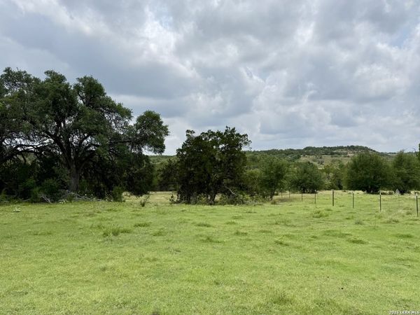 2371 #B RR 165, Dripping Springs, TX 78620