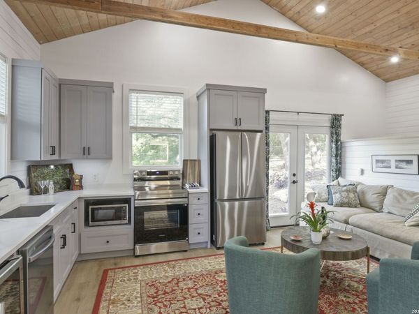 14252 Antonio, Helotes, TX 78023