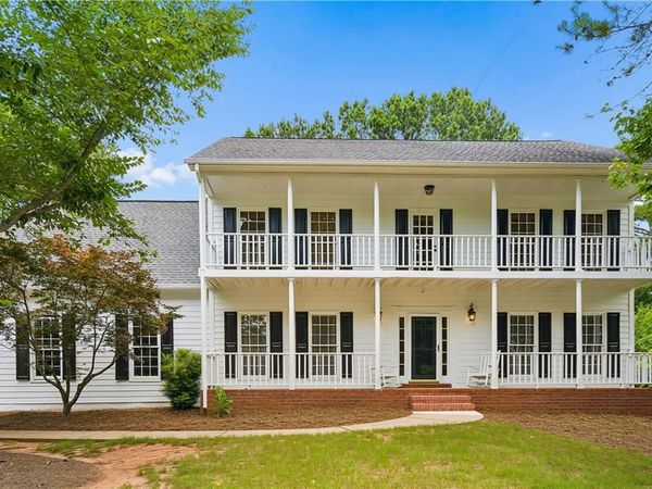 1623 Brentwood Crossing SE, Conyers, GA 30013