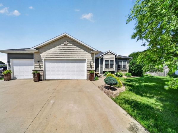 168 Free Bird Court , Palo, IA 52324