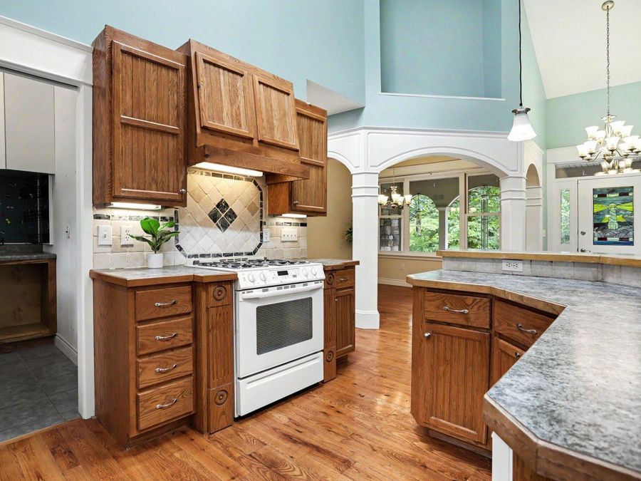 Property Image 8