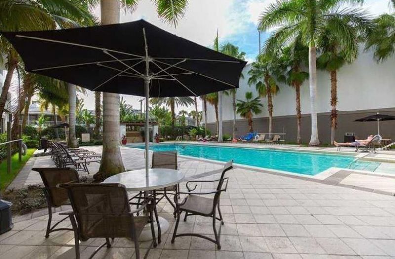 2421 NE 65th Street, Unit 205, Fort Lauderdale, FL 33308 Photo