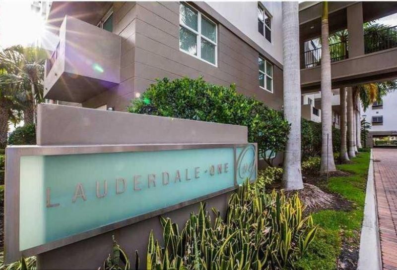 2421 NE 65th Street, Unit 205, Fort Lauderdale, FL 33308 Photo