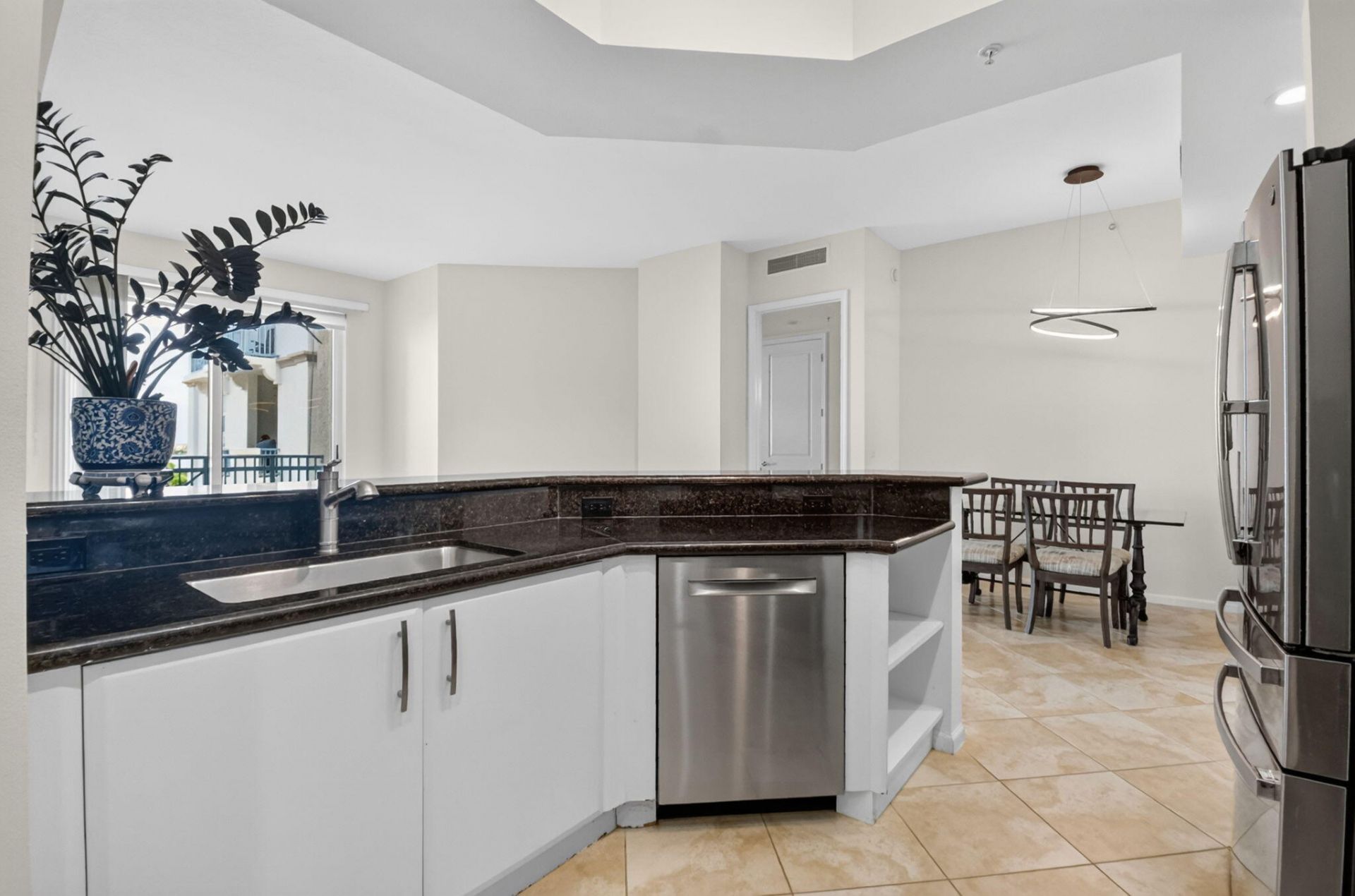 403 S Sapodilla Avenue, Unit 706, West Palm Beach, FL 33401 Photo