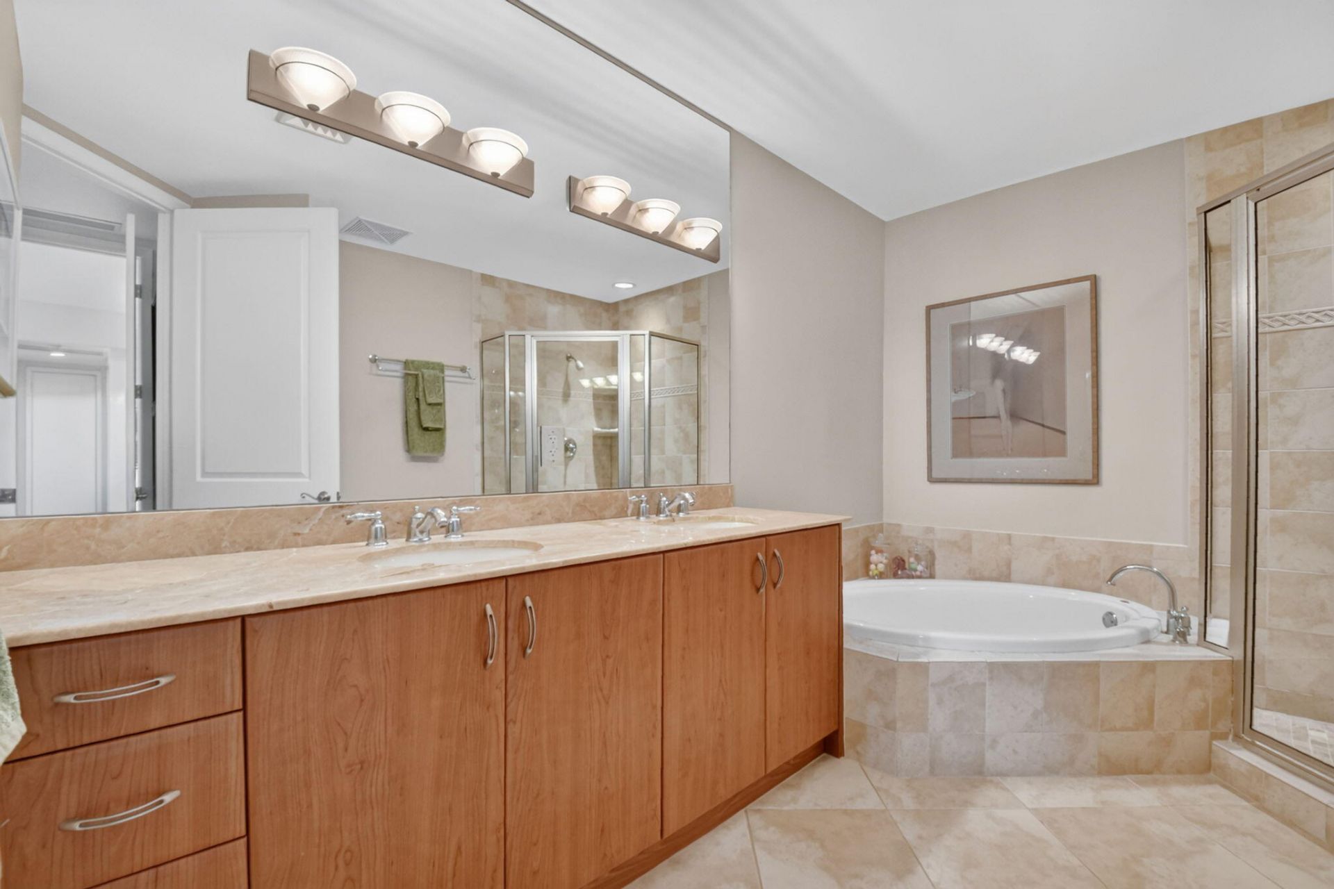 403 S Sapodilla Avenue, Unit 706, West Palm Beach, FL 33401 Photo