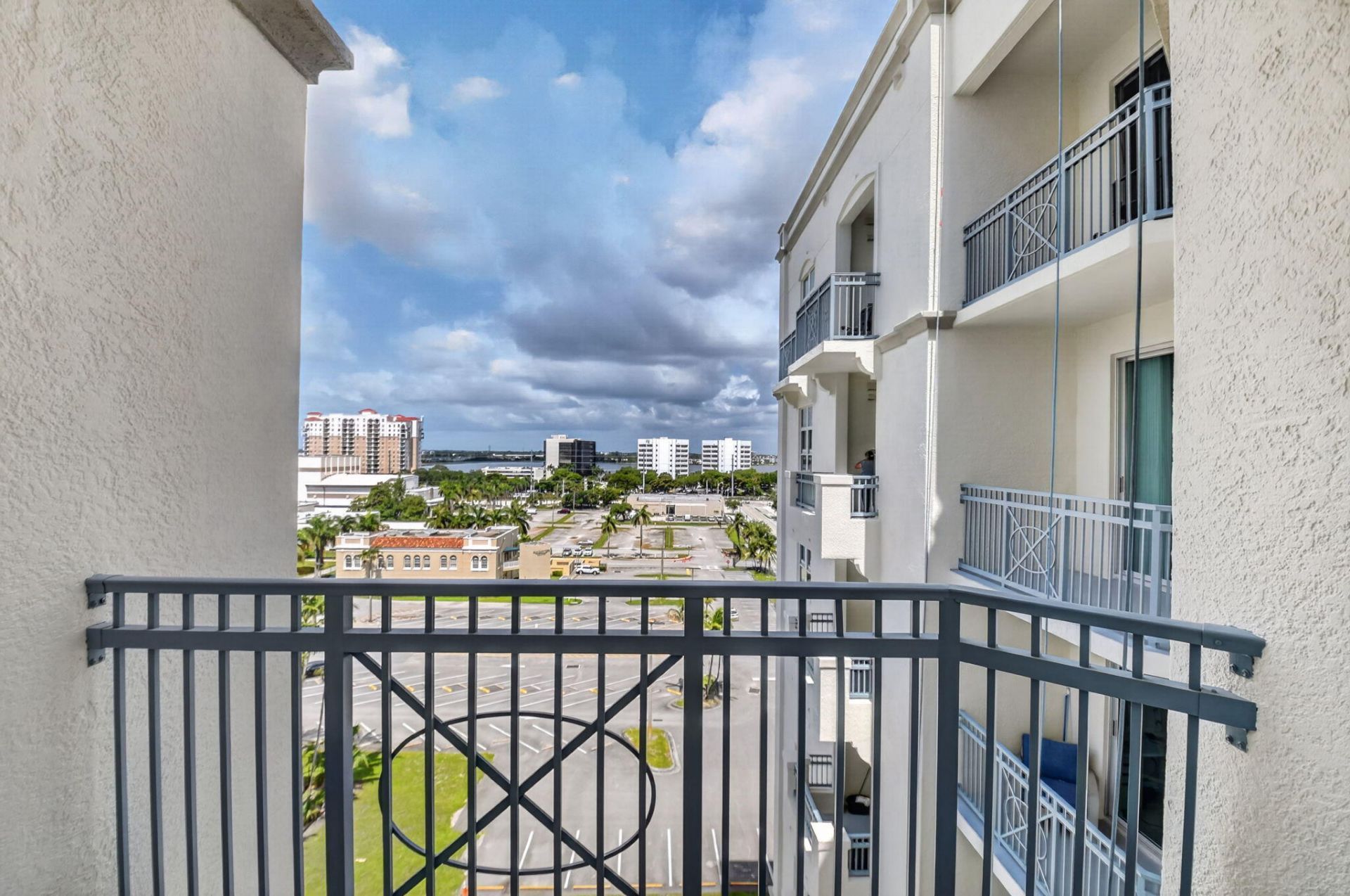 403 S Sapodilla Avenue, Unit 706, West Palm Beach, FL 33401 Photo
