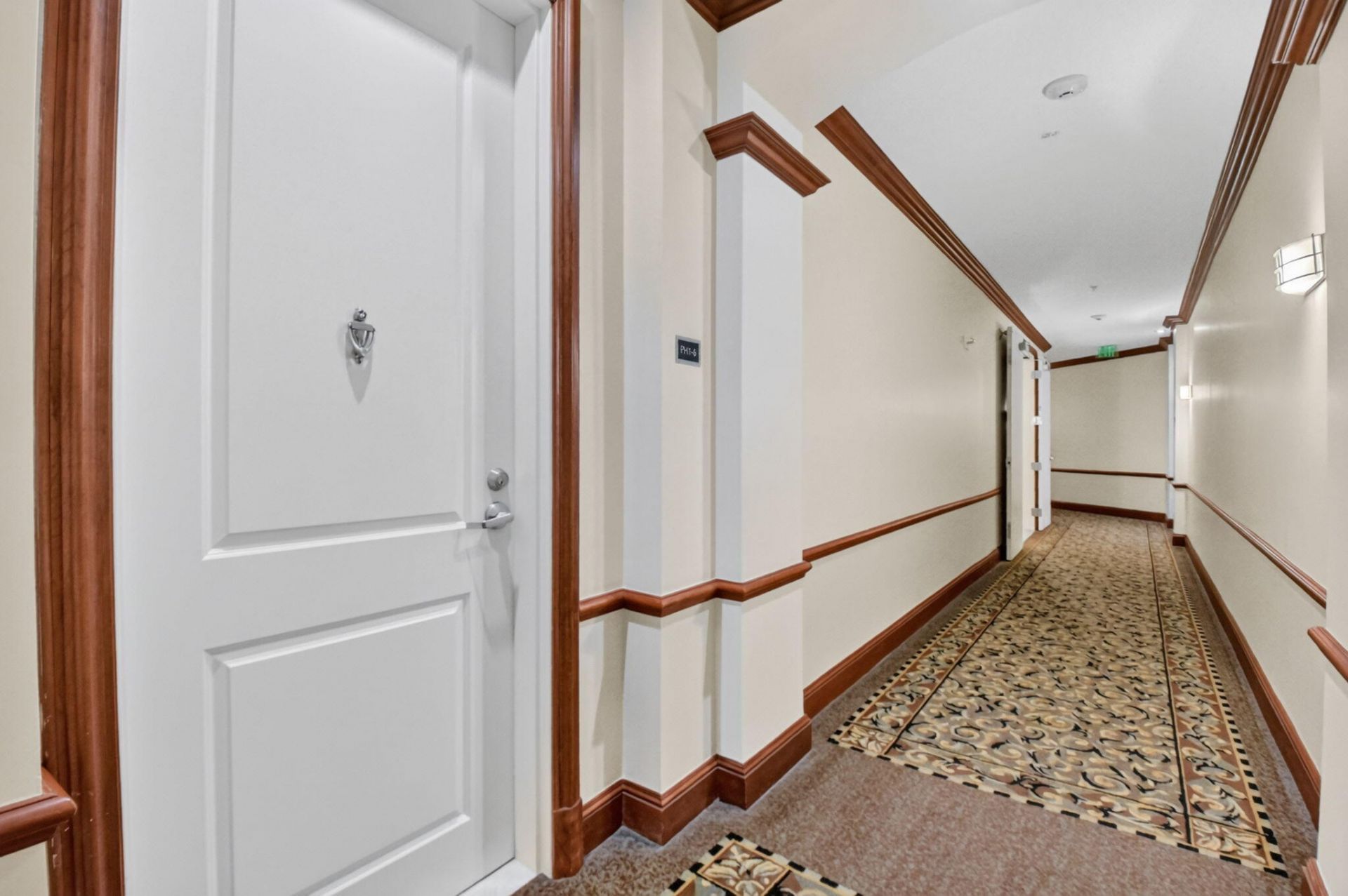 403 S Sapodilla Avenue, Unit 706, West Palm Beach, FL 33401 Photo