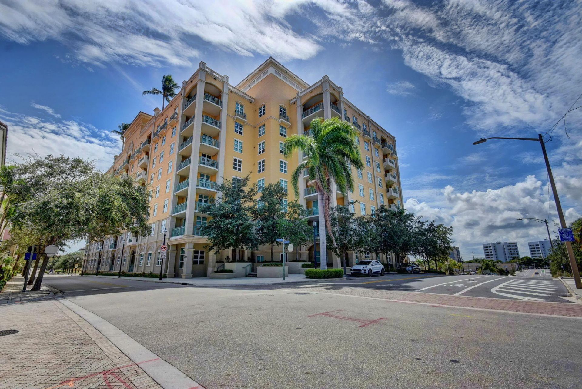403 S Sapodilla Avenue, Unit 706, West Palm Beach, FL 33401 Photo