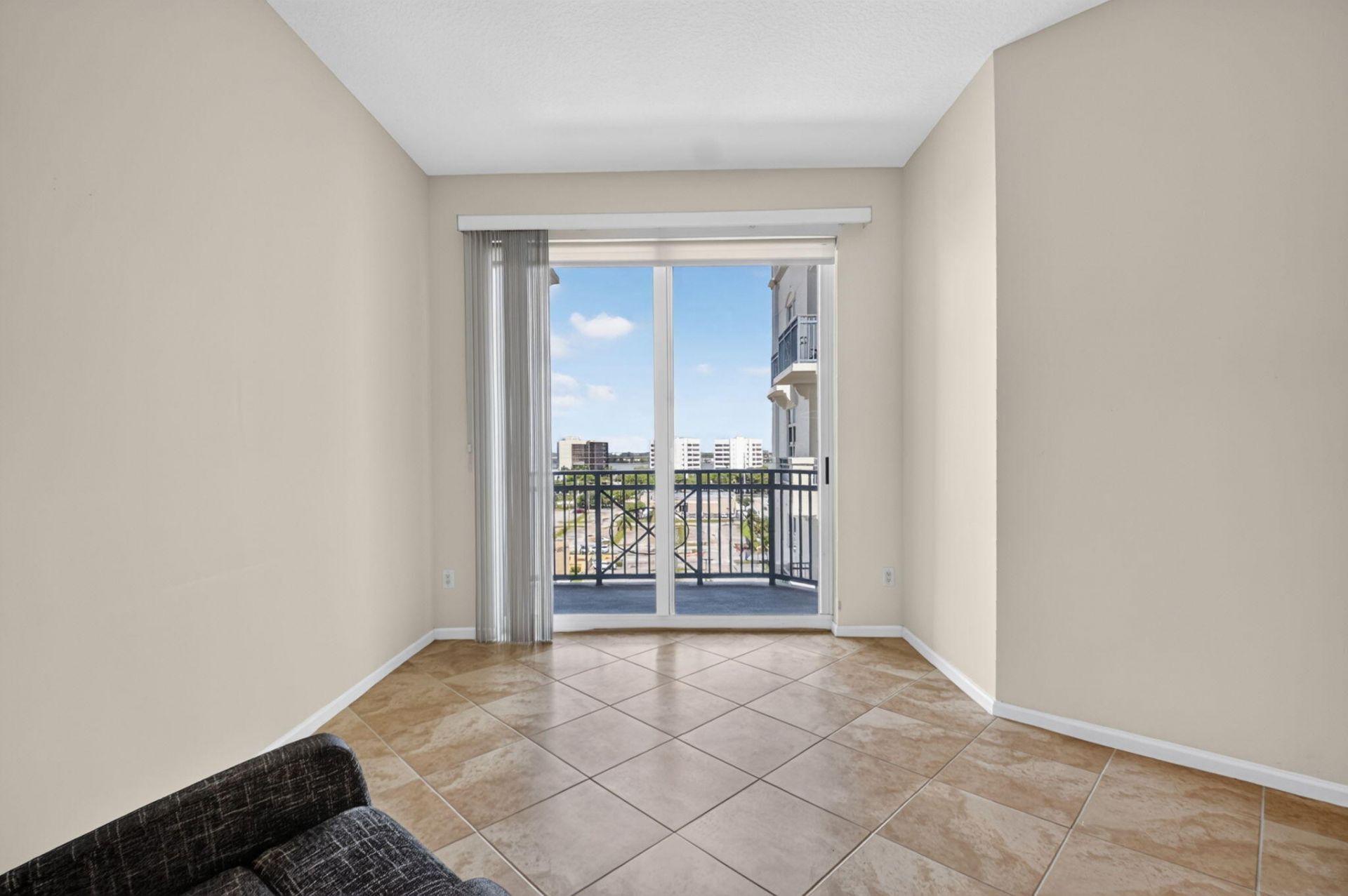 403 S Sapodilla Avenue, Unit 706, West Palm Beach, FL 33401 Photo