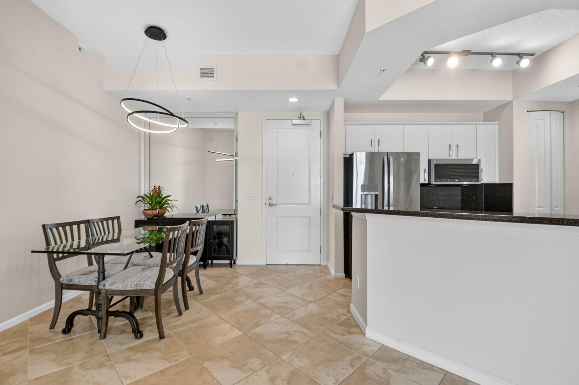 403 S Sapodilla Avenue, Unit 706, West Palm Beach, FL 33401 Photo