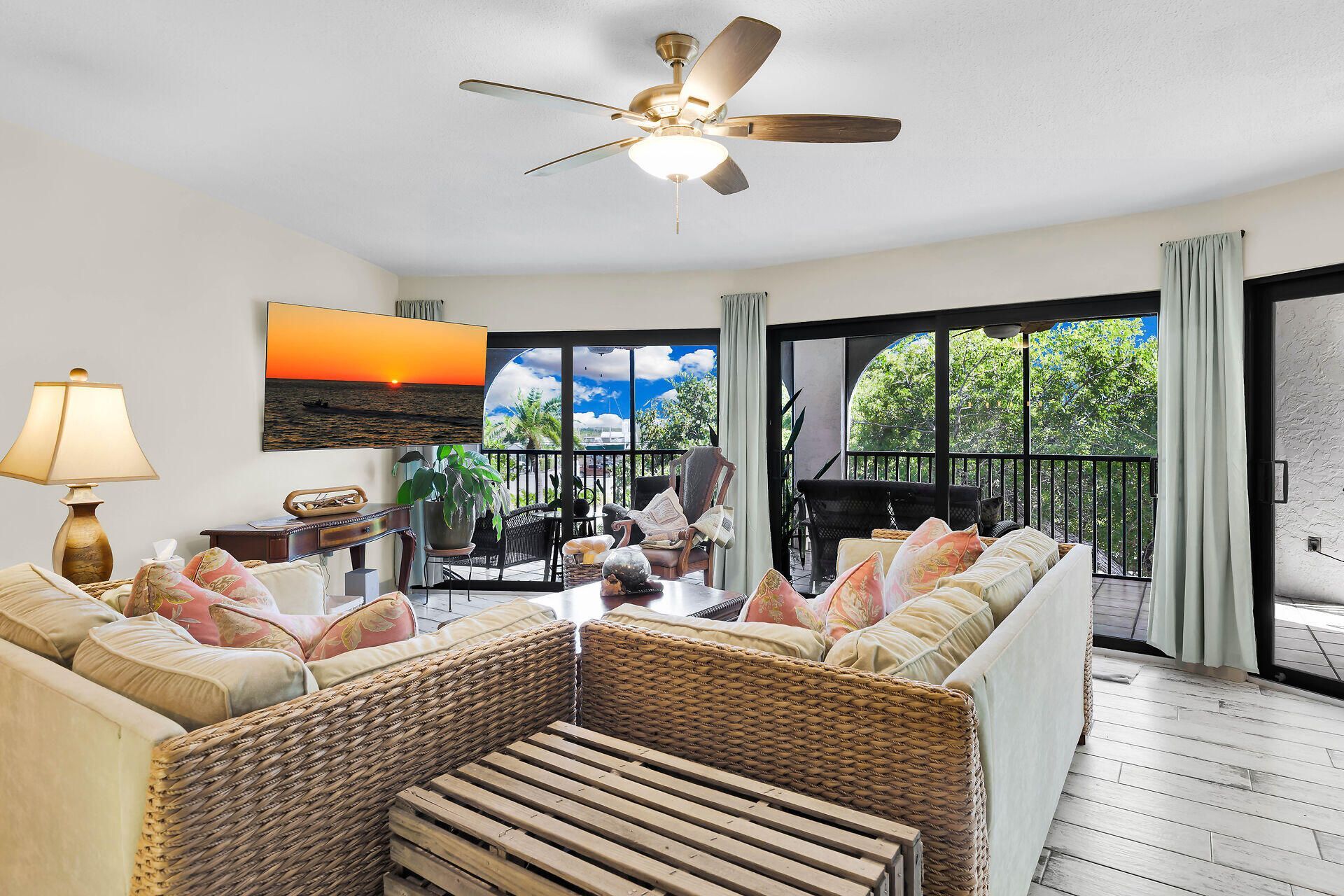 1998 Overseas Highway, Unit APT 24A, Marathon, FL 33050 Photo