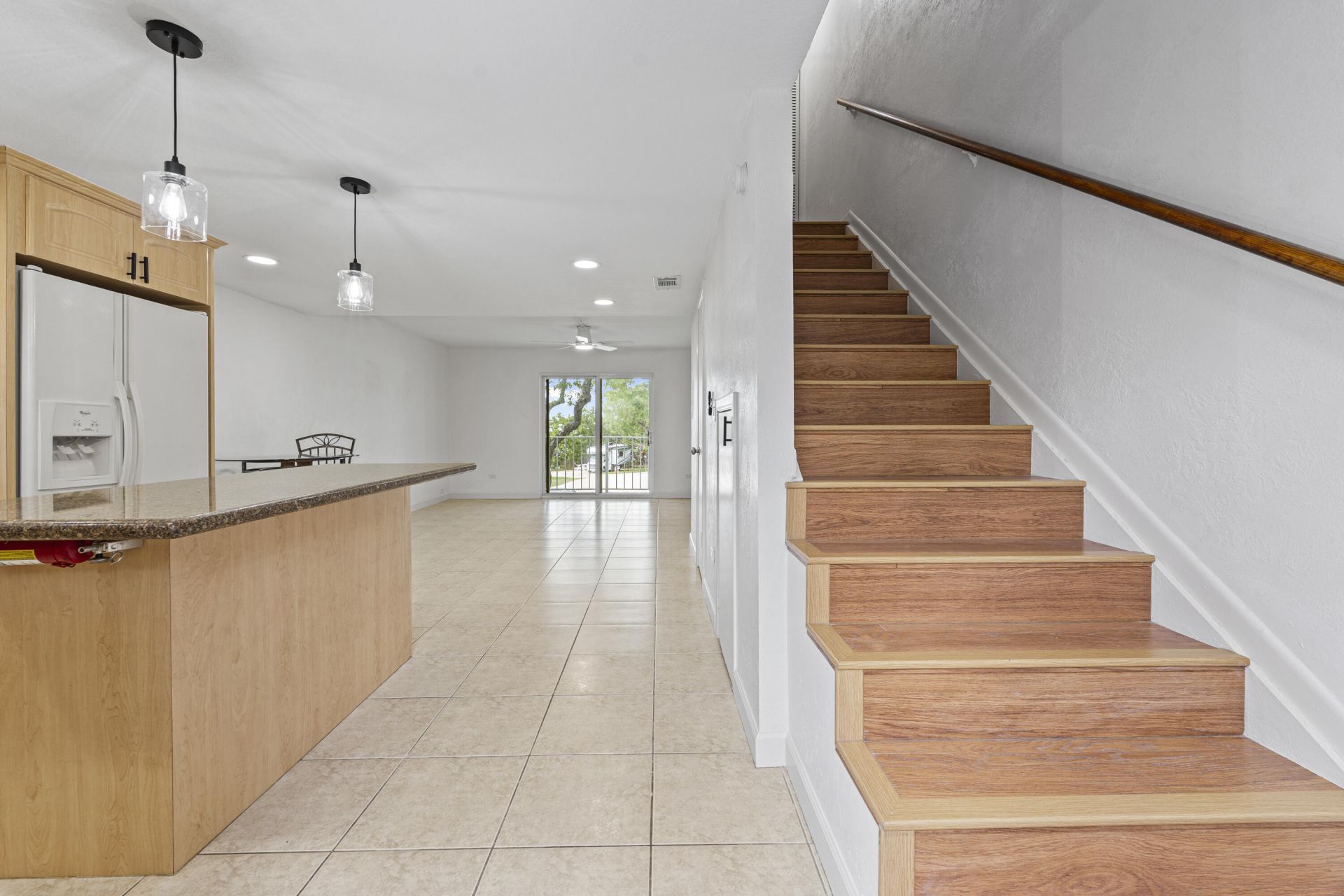 92550 Overseas Highway, Unit APT 214, Tavernier, FL 33070 Photo