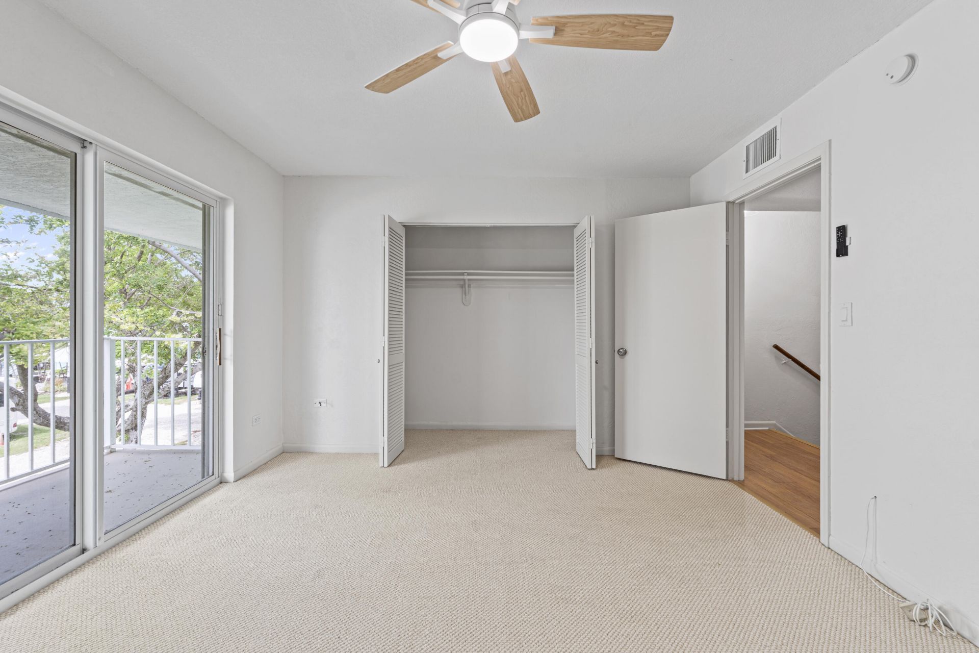 92550 Overseas Highway, Unit APT 214, Tavernier, FL 33070 Photo