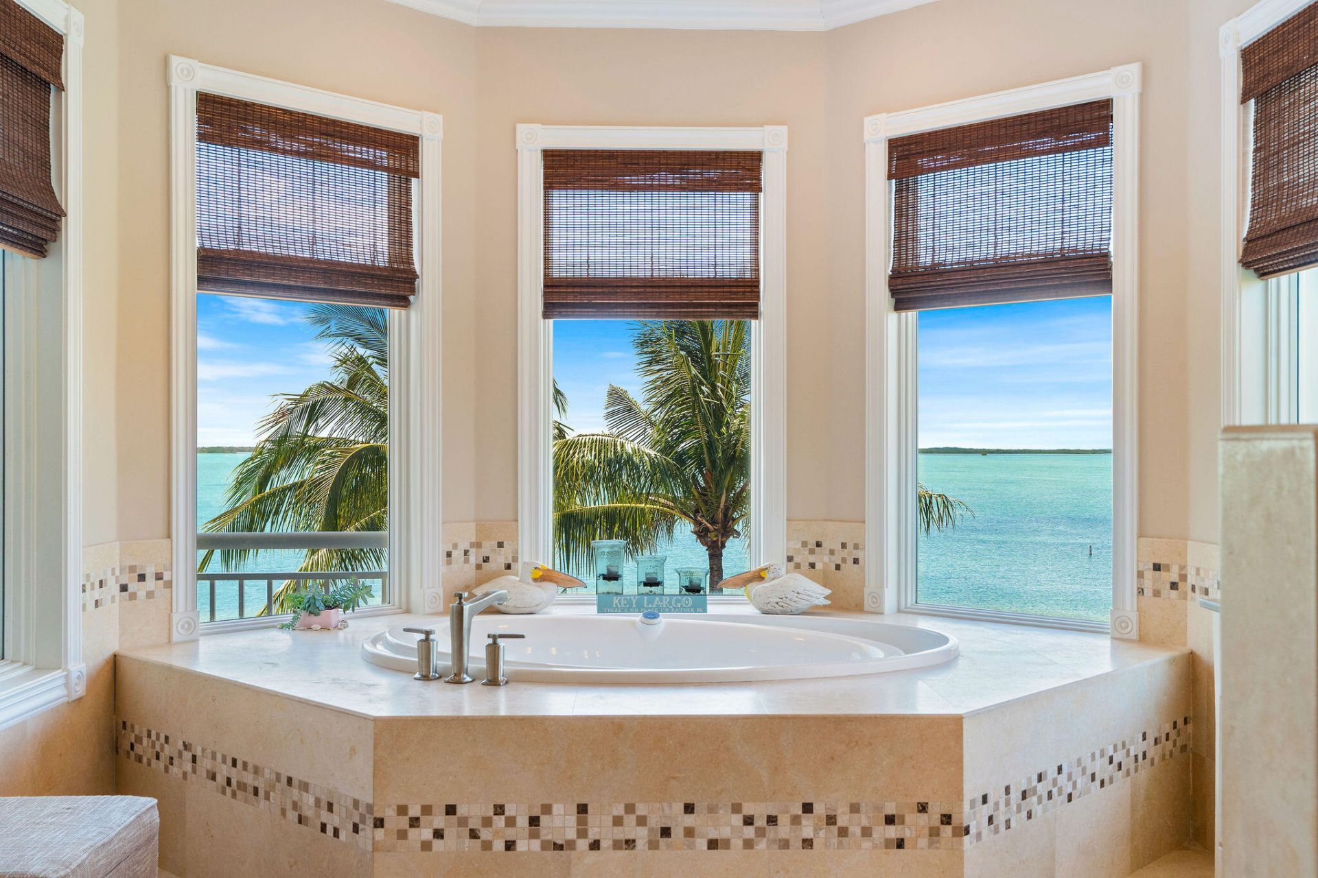104 Coastal Drive, Key Largo, FL 33037 Photo