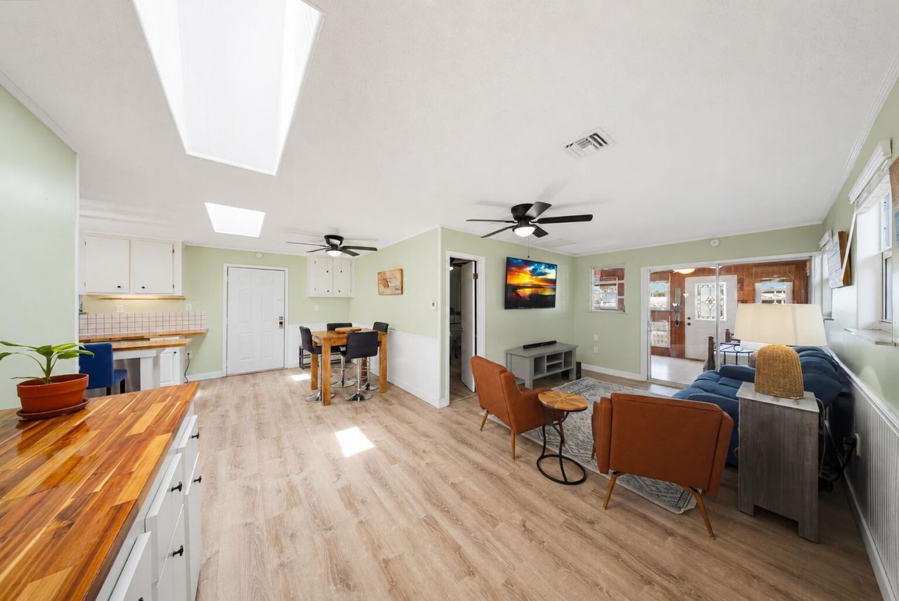 87 Sirius Lane, Geiger, FL 33040 Photo