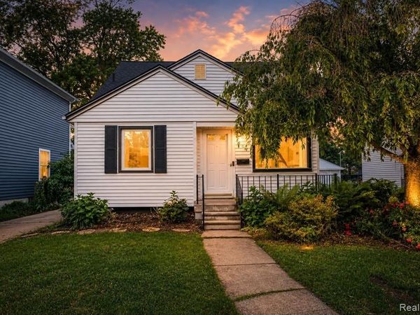 807 Vermont Avenue, Royal Oak, MI 48067