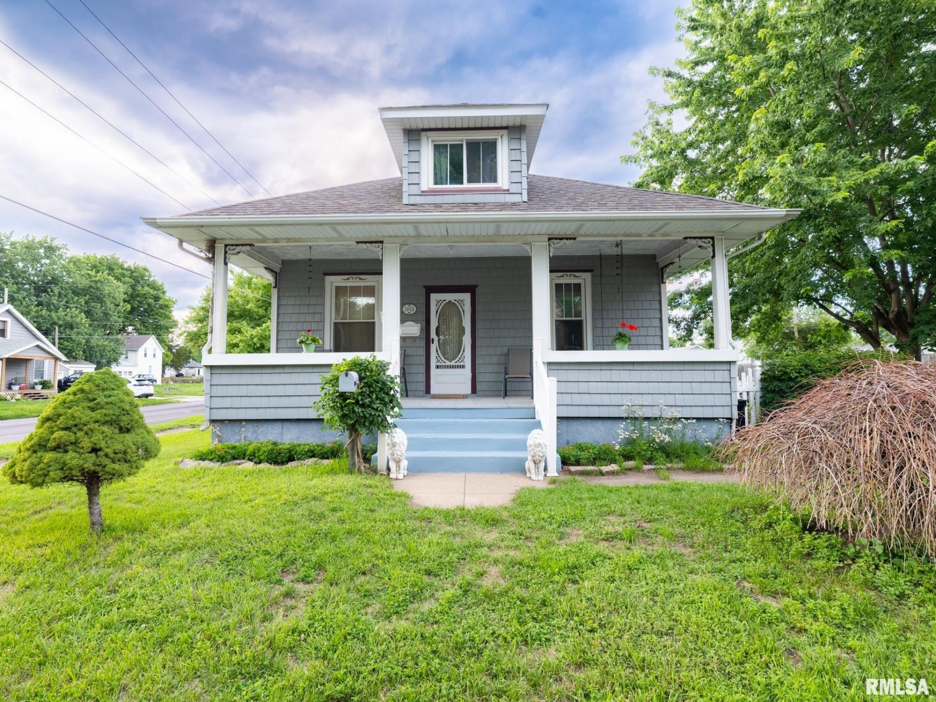 1401 Caroline Street, Pekin, IL 61554 Main Photo