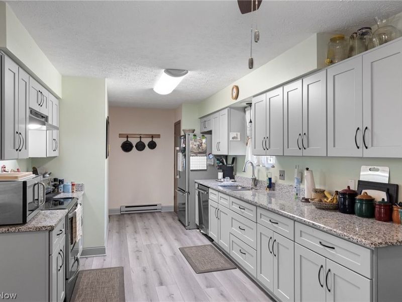 4164 Berkeley Drive, Sheffield Village, OH 44054 Photo 11
