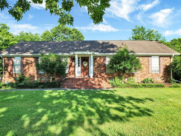 3820 NE Charleston Drive, Cleveland, TN 37312