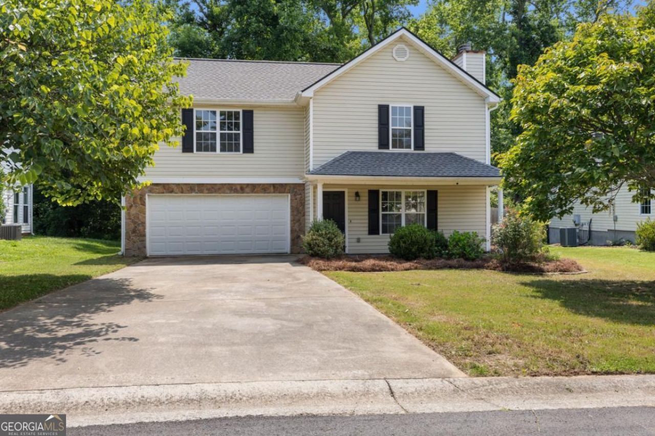 147 Richmond Drive, Dawsonville, GA 30534 Main Photo