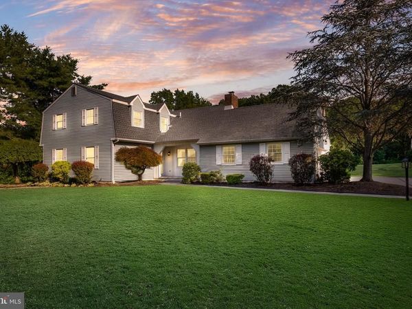 5 BUTTONWOOD DRIVE, PILESGROVE, NJ 08098