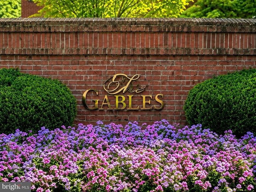 5812 Inman Park Circle, Unit 120, Rockville, MD 20852 Main Photo