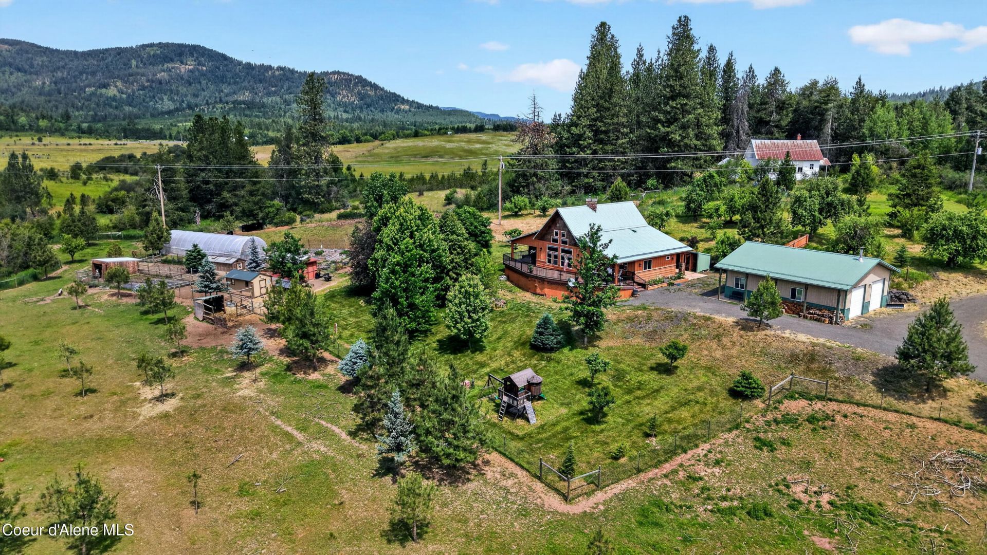 9831 W Hamaker Rd, Coeur d Alene, ID 83814 Main Photo