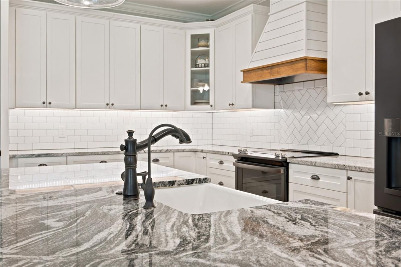 10080 SE 1st Street Road, Silver Springs, FL 34488 Photo