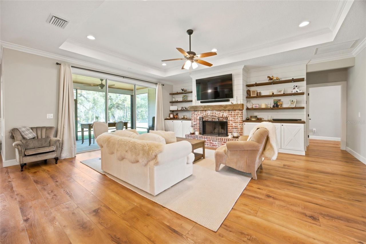 10080 SE 1st Street Road, Silver Springs, FL 34488 Photo