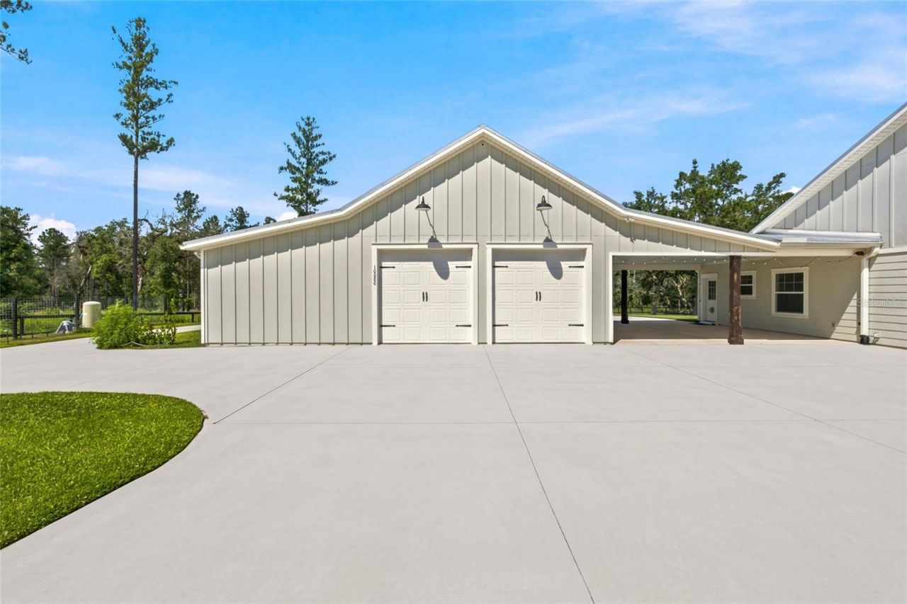 10080 SE 1st Street Road, Silver Springs, FL 34488 Photo
