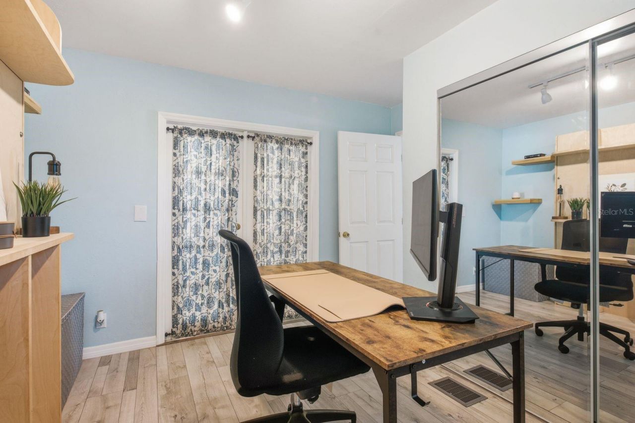 7201 5th Avenue N, Saint Petersburg, FL 33701 Photo