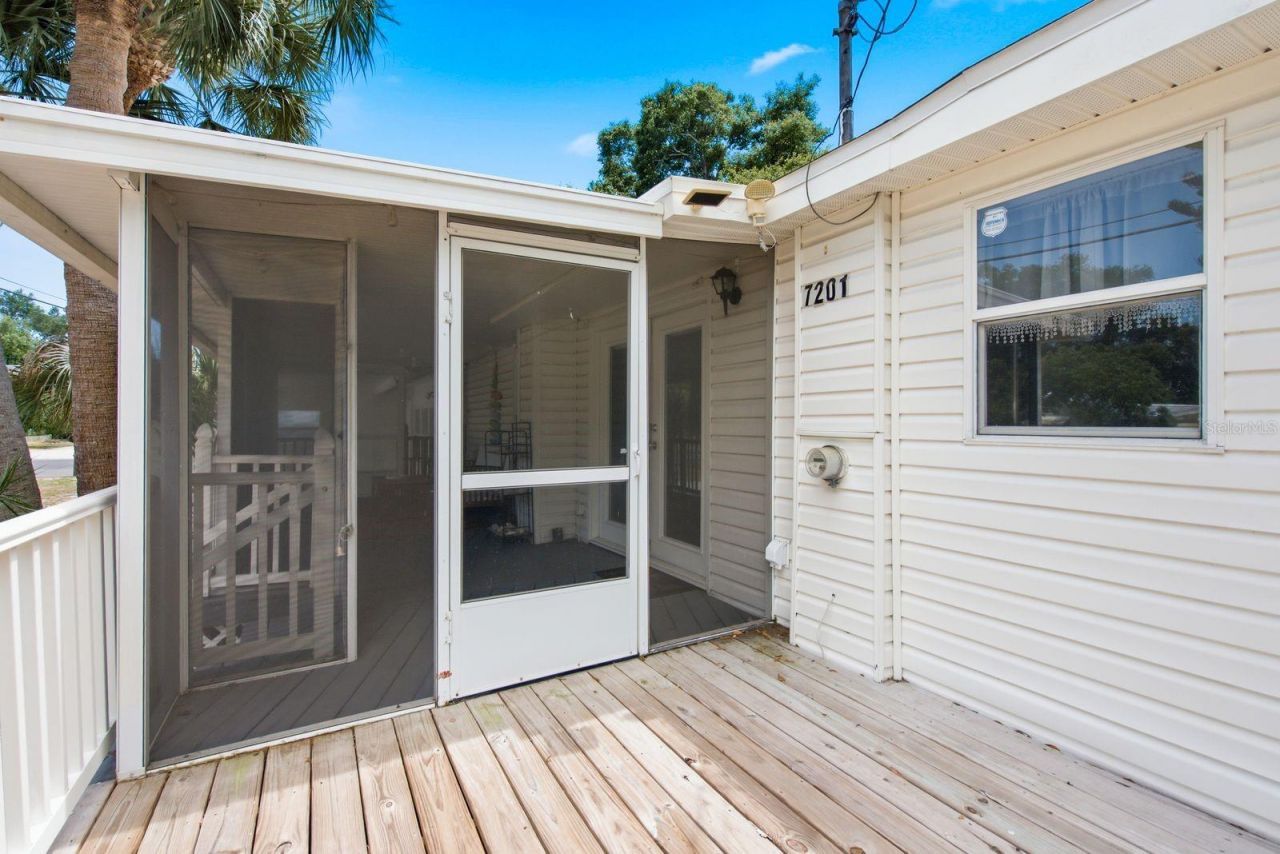 7201 5th Avenue N, Saint Petersburg, FL 33701 Photo
