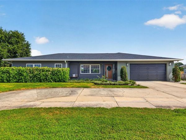 2101 37TH STREET N, ST PETERSBURG, FL 33713