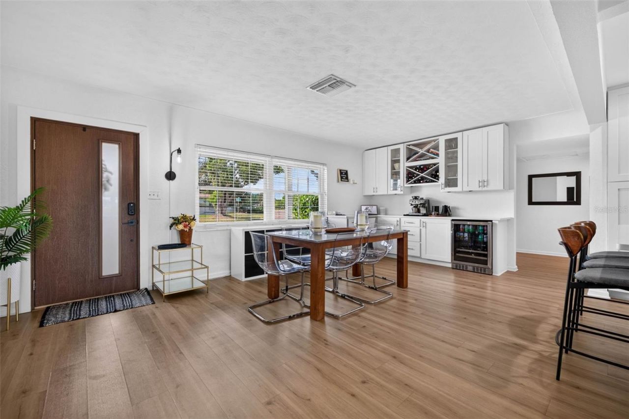 2101 37th Street N, Saint Petersburg, FL 33713 Photo