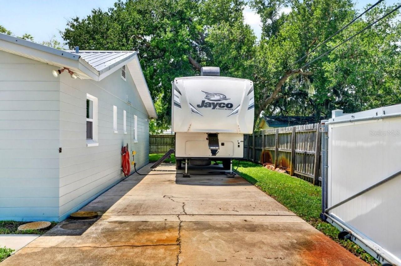 2334 Citrus Avenue , South Daytona, FL 32119 Photo