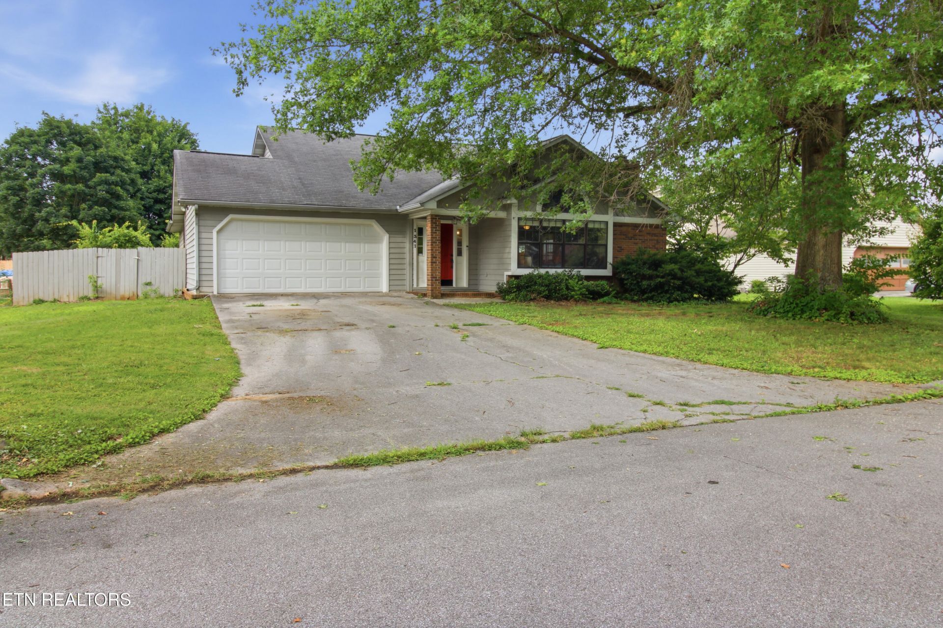 1341 Carowinds Circle, Maryville, TN 37803 Main Photo