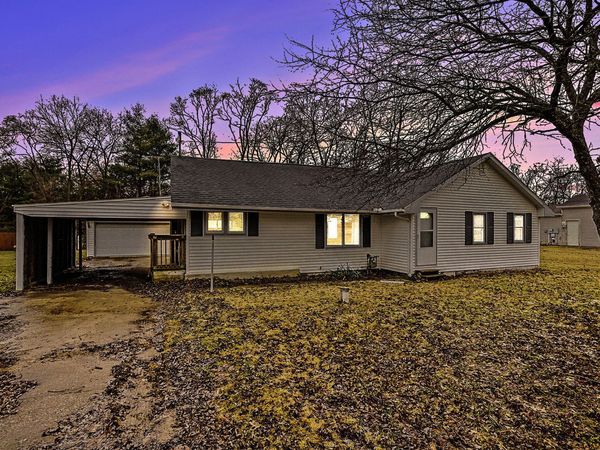2816 Madison Street, Niles, MI 49120