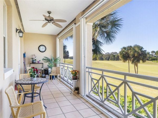 4877 N Newport Island Drive, Unit 14D, Vero Beach, FL 32967