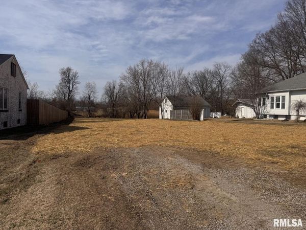 1608 N STATE Street, Marion, IL 62959