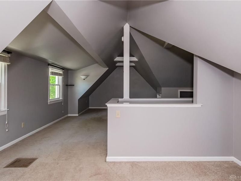 2829 Kenview Avenue, Dayton, OH 45420 Photo 32