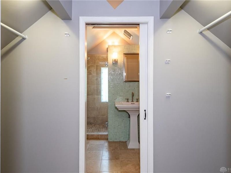 2829 Kenview Avenue, Dayton, OH 45420 Photo 42