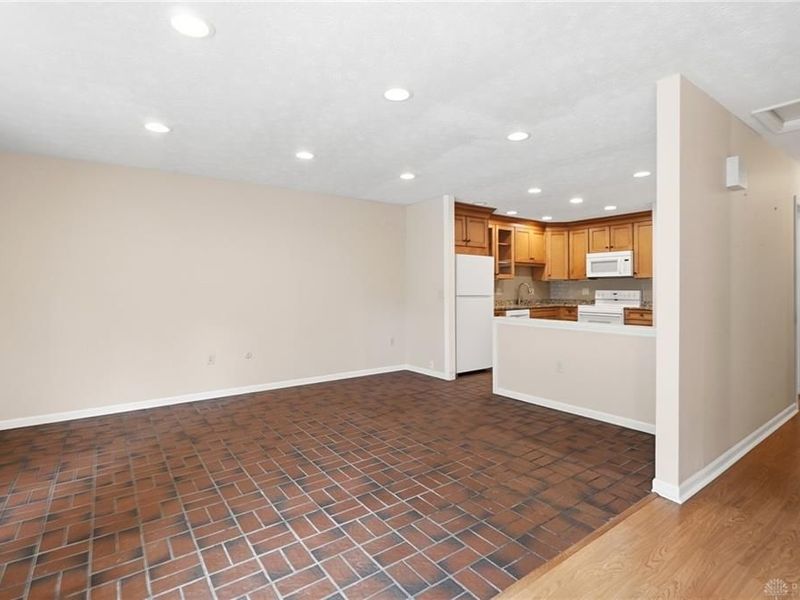 956 Patriot Square Drive, Washington Township, OH 45459 Photo 17