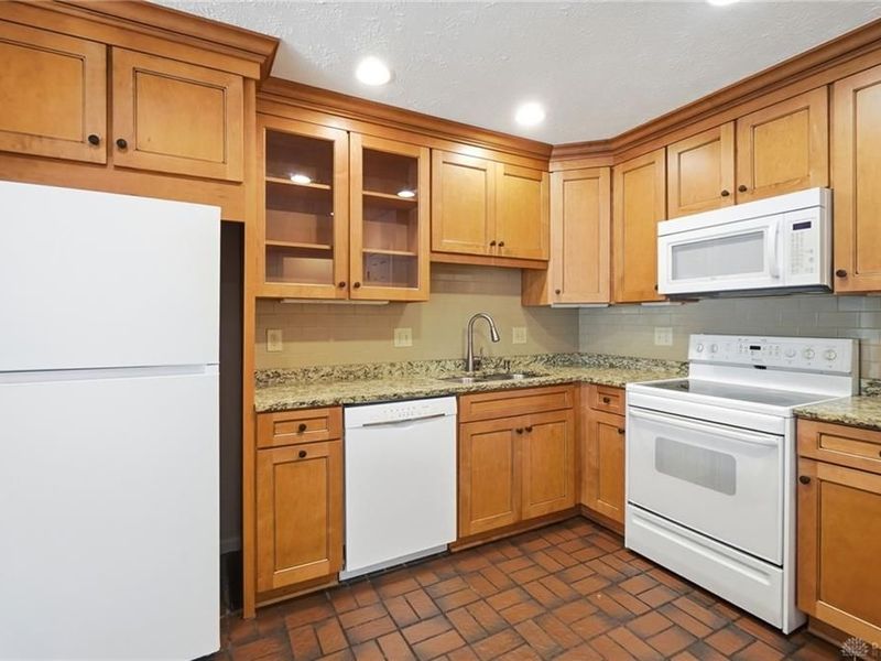 956 Patriot Square Drive, Washington Township, OH 45459 Photo 24