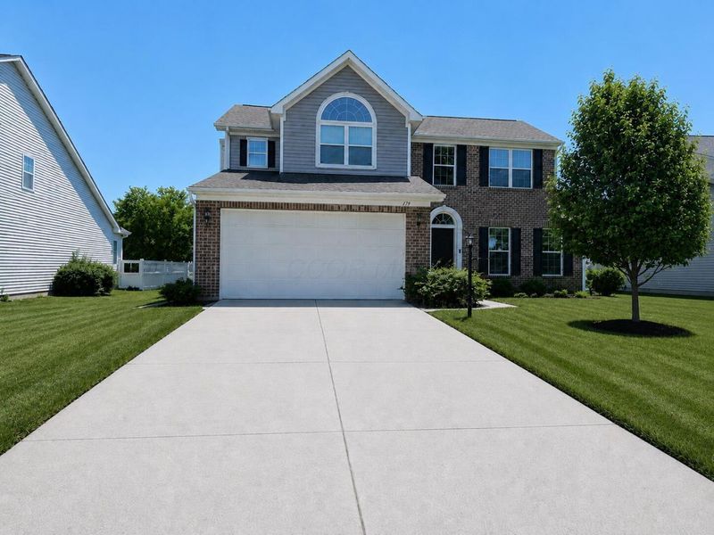 779 Oakley Drive, Delaware, OH 43015 Photo 2