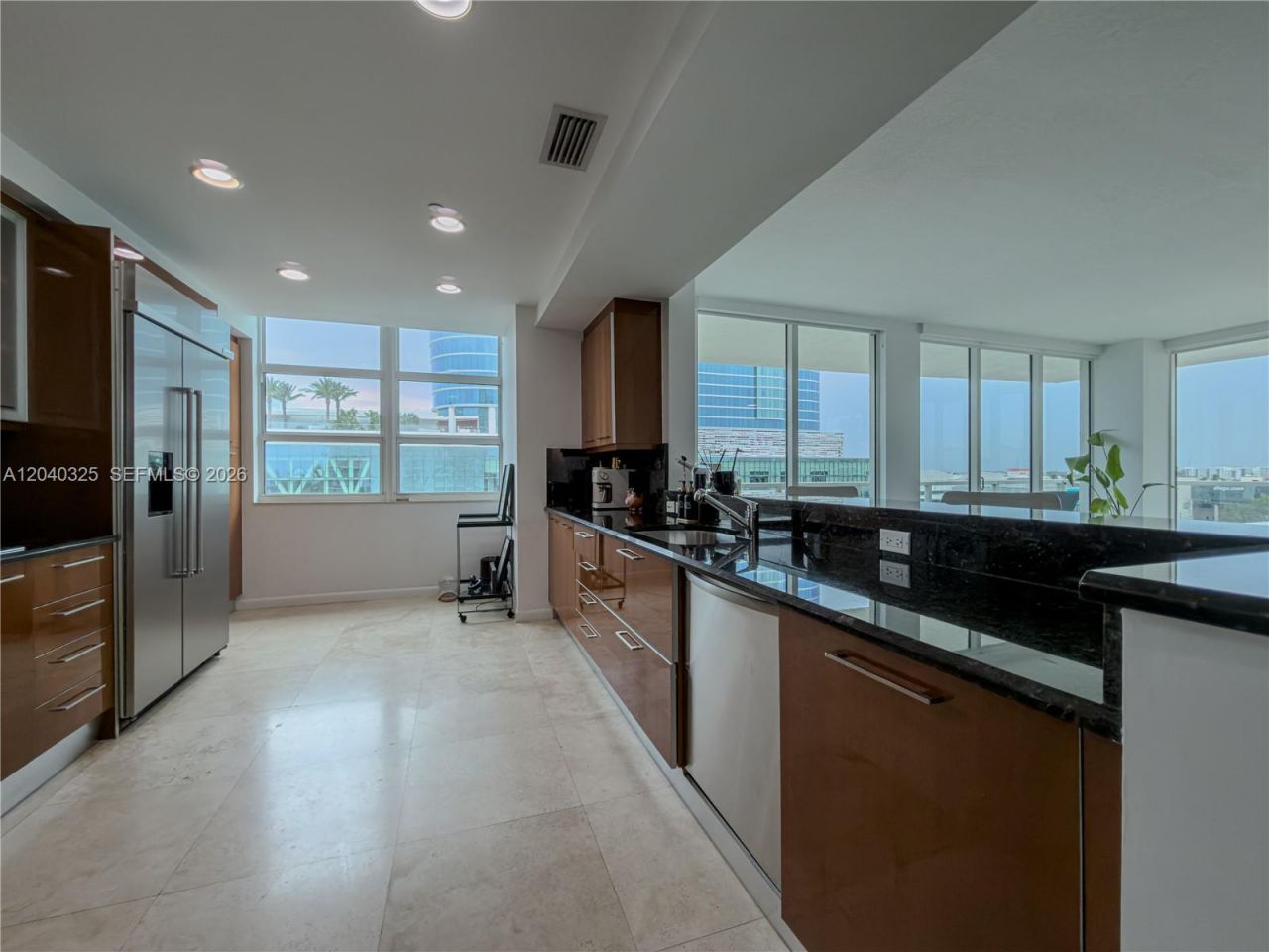 1819 SE 17th Street, Unit 711, Fort Lauderdale, FL 33316 Photo